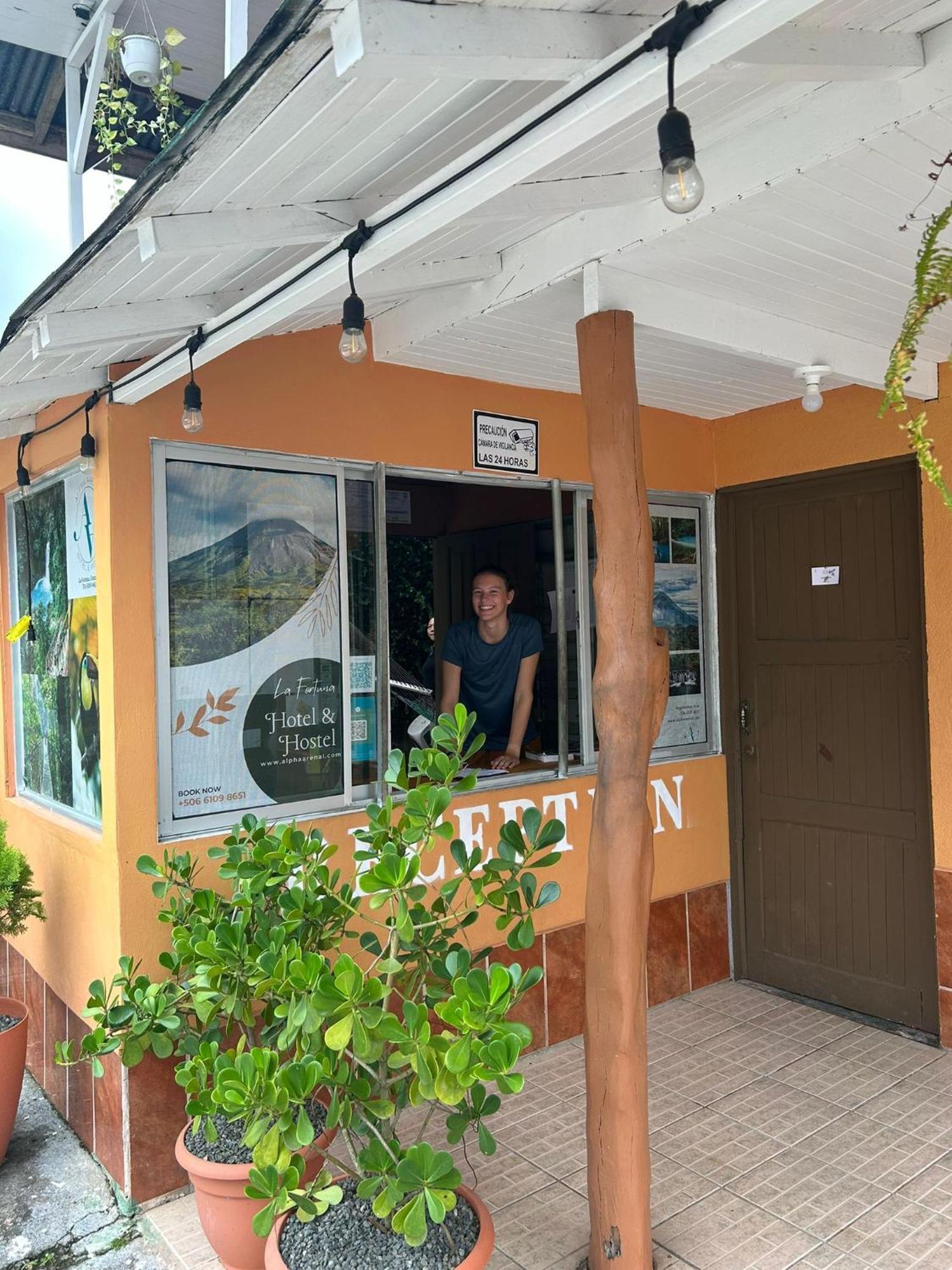 Hostel Alpha Arenal La Fortuna Exteriér fotografie